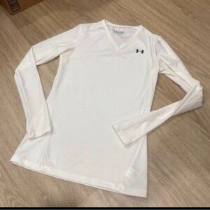 Under Armour LG Women's White Long Sleeve Tee PME